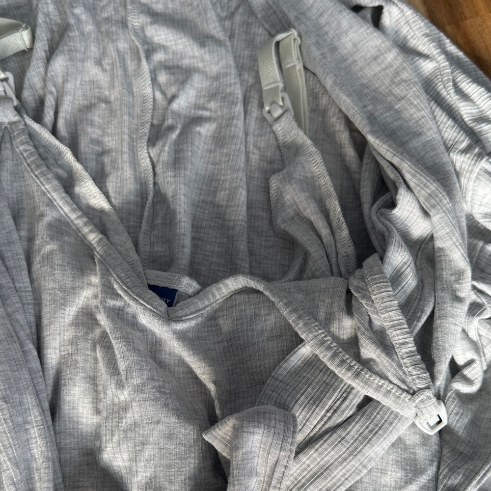 Old Navy Light Grey Nursing Nightgown and Robe Set - Picture 5 of 5